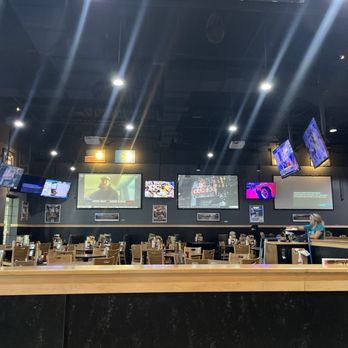 Buffalo Wild Wings - Wonderful, fun, restaurant environment!! - Chicken Wings Near Me - Moore, Oklahoma Buffalo Wild Wings - Wonderful, fun, restaurant environment!! - Chicken Wings Near Me - Moore, Oklahoma