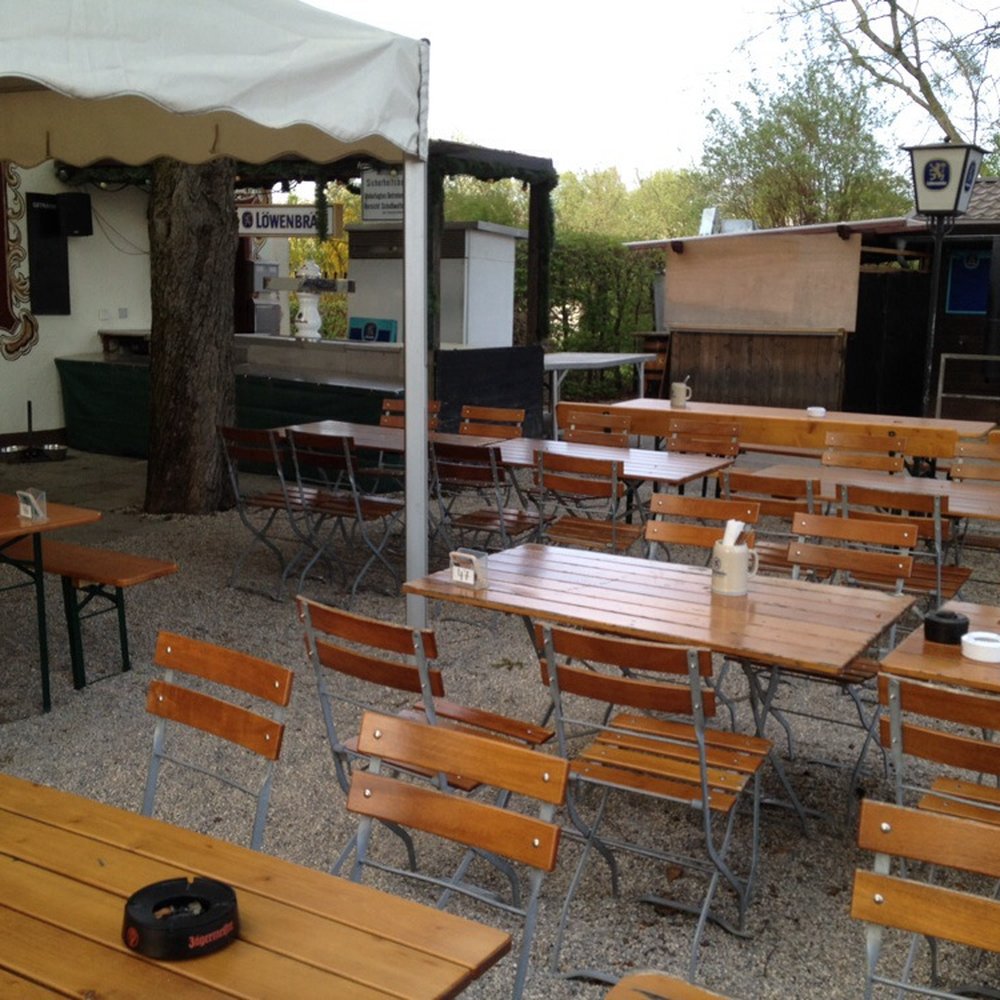 Schlösselgarten - Beer Garden Near Me - Munich, BY