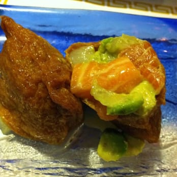 Kaki Sushi - Taco Sushi (right side up, upside down) - Japanese Near Me - Pleasanton, California