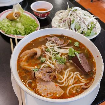 Cafe Hoang  Vietnamese & Thai