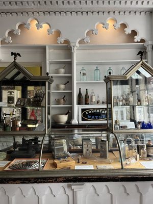 Stabler-Leadbeater Apothecary Museum by null