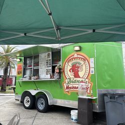 Dianas Mexican Food - The truck and menú included