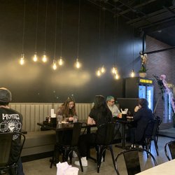 Silverlake Ramen - Interior