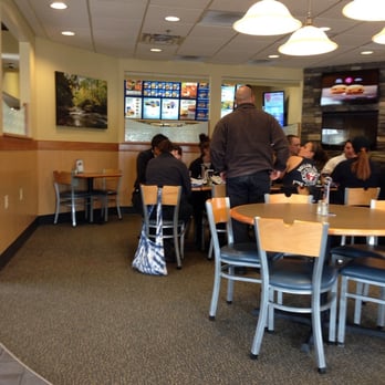 Culver's - Nice updated interior. - Ice Cream & Frozen Yogurt Near Me - Greenville, South Carolina