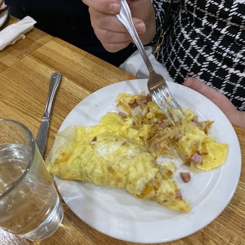 Highland Cafe & Bakery - Omlete - Bakeries Near Me - Saint Paul, Minnesota Highland Cafe & Bakery - Omlete - Bakeries Near Me - Saint Paul, Minnesota