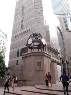 Times Square by null