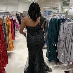 Rostas Boutique