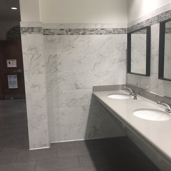 EddieWorld - Huge clean bathroom. A bit too mich on the air fresheners though. - Service Stations Near Me - Yermo, California EddieWorld - Huge clean bathroom. A bit too mich on the air fresheners though. - Service Stations Near Me - Yermo, California