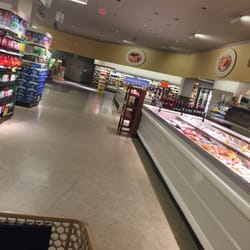 Safeway Fuel Station - Sometimes you have the store to yourself!