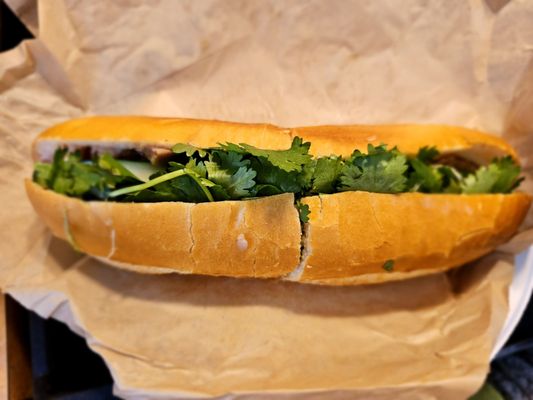 Le’s Banh Mi by null