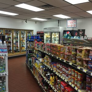 CVS PHARMACY - 13 Photos & 10 Reviews - 17 W Main St, Clinton ...