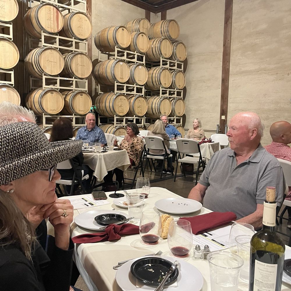 Hatcher Winery Tasting Room - Dinner seating - Wineries Near Me - Murphys, California