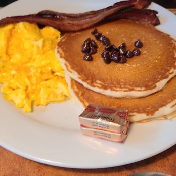 Reedville Cafe - Chocolate chip pancakes! - American Near Me - Hillsboro, Oregon Reedville Cafe - Chocolate chip pancakes! - American Near Me - Hillsboro, Oregon