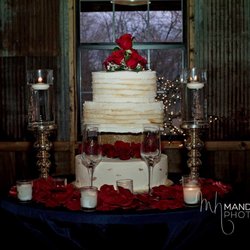 SugarDumplin's Cupcakes - Wedding Cakes