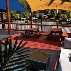 Stonebridge RV Resort - Lounge area near pool