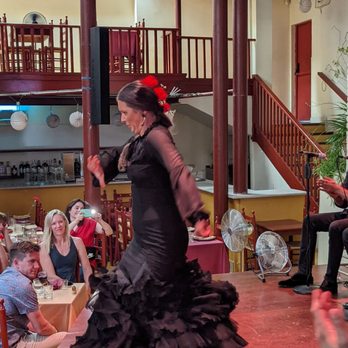 Tablao de Carmen - Our final dancer, very intense - Tablao Flamenco Near Me - Barcelona, B Tablao de Carmen - Our final dancer, very intense - Tablao Flamenco Near Me - Barcelona, B