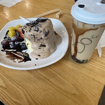 Motto Tea Cafe - oreo pancake and brown sugar Tiger Boba (Milk) Tea - Bubble Tea Near Me - San Gabriel, California