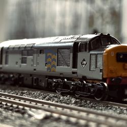 Trackmodeller - N-Scale Class 37 on completed layout