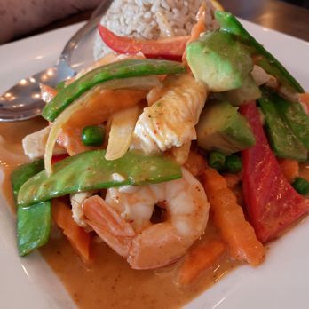Rice Paper - Avocado curry - excellent - Thai Near Me - Akron, Ohio Rice Paper - Avocado curry - excellent - Thai Near Me - Akron, Ohio