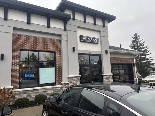 Winans Coffee & Chocolate