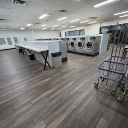 Laundromat Laundromat