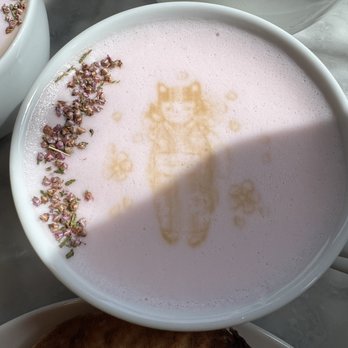 Café Georgetown - CHERRY BLOSSOM LATTE - Coffee & Tea Near Me - Washington, DC, District of Columbia