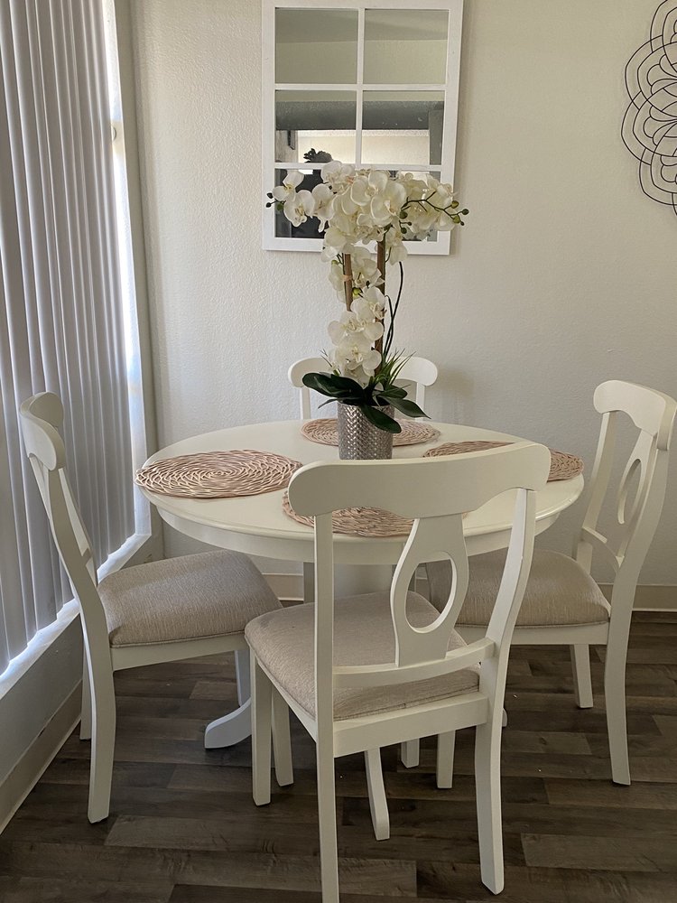 GLENBROOK Updated August 2024 23 Photos 4840 Planz Road