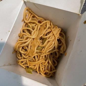Mai Tai - Chicken Lo Mein - Chinese Near Me - Jacksonville, North Carolina