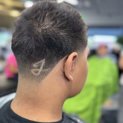 Snippz - Haircut by Hector
