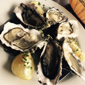 Holly Tree Hotel - Oysters - Hotels Near Me - Appin, AGB