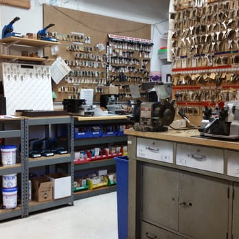A Advanced Locksmiths - Clean work areas. - Keys & Locksmiths Near Me - San Diego, California A Advanced Locksmiths - Clean work areas. - Keys & Locksmiths Near Me - San Diego, California