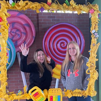 Oscars Playground - Love the fun photo ops. - Arcades Near Me - Monterey, California