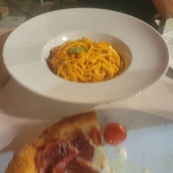 Arancino - Spaghetti ai ricci de mare - Italian Near Me - Honolulu, Hawaii