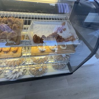 Papillon International Bakery - Bakeries Near Me - Glendale, California
