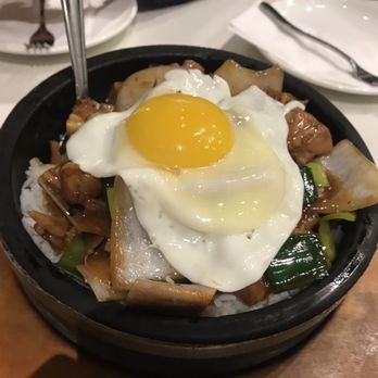 Leisure Cafe - Spareribs over rice in stone pot - Cantonese Near Me - San Leandro, California