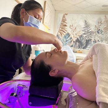 Bamboo Beauty & Wellness - Massage Near Me - Miami, Florida Bamboo Beauty & Wellness - Massage Near Me - Miami, Florida