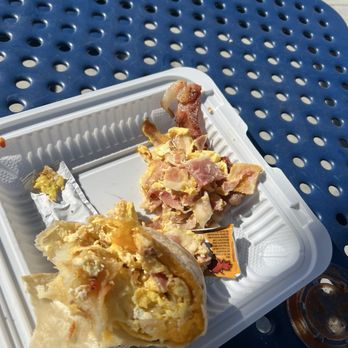 Chris's Hamburgers - American Near Me - Cudahy, California