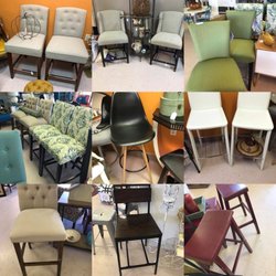 Stelly Beans Attic - Plenty of bar stools