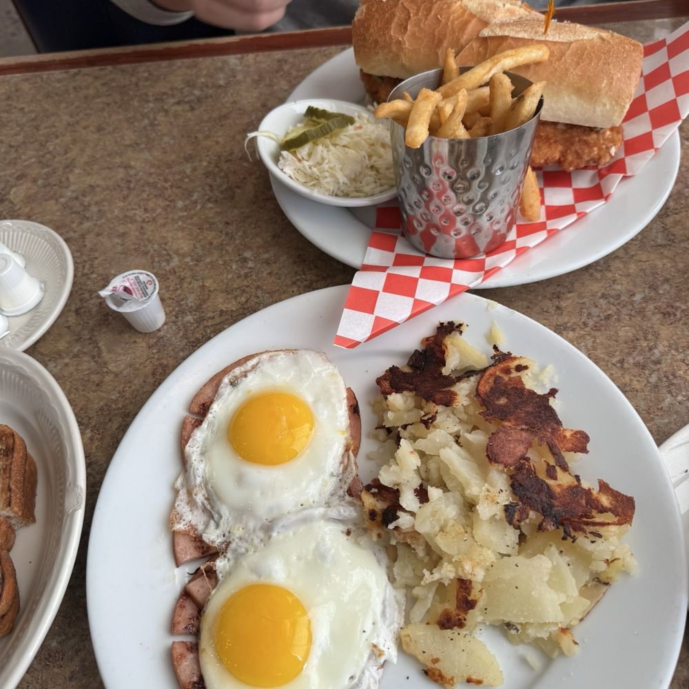 Westfield Diner - 2 Egg Platter (Any Style) / Crispy Chipotle Chicken Sandwich - Diners Near Me - Westfield, New Jersey Westfield Diner - 2 Egg Platter (Any Style) / Crispy Chipotle Chicken Sandwich - Diners Near Me - Westfield, New Jersey