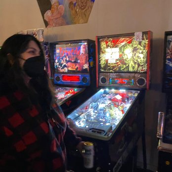 Lynn’s Arcade - Arcades Near Me - Seaside, California