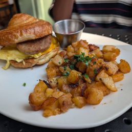 The Bfast Sandie The Bfast Sandie