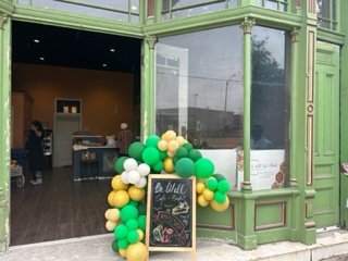 Be Well Cafe & Market by null