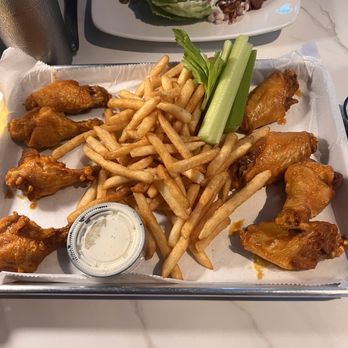 Woody's Food + Bar - Comfort Food Near Me - Birmingham, Alabama