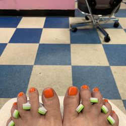 Q Nails & Spa - I love my Halloween  Pedicure! Every time I come here they're all so nice & do a wonderful job!
