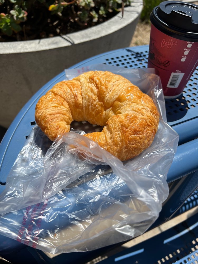 CHERRY BLOSSOM BAKERY 380 Photos & 160 Reviews 1552 Ocean Ave, San