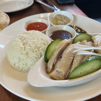Ipoh Kopitiam - Hainan chicken - Malaysian Near Me - Alhambra, California
