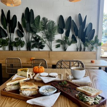 Sumaq Coffee - @feisty.eats - Coffee & Tea Near Me - Charlotte, North Carolina
