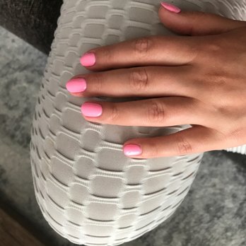Daisy Nails - Nail Salons Near Me - Eden Prairie, Minnesota