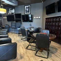 Owl Ear Smoke Shop - Cigar lounge!