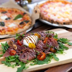 Piacere Wood Fired Pizza